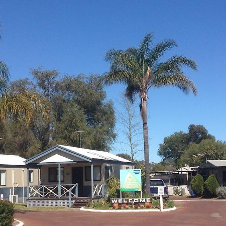 Pinjarra Caravan Park&Cabins Exteriör bild