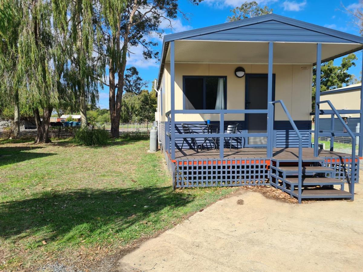 Pinjarra Caravan Park&Cabins Exteriör bild