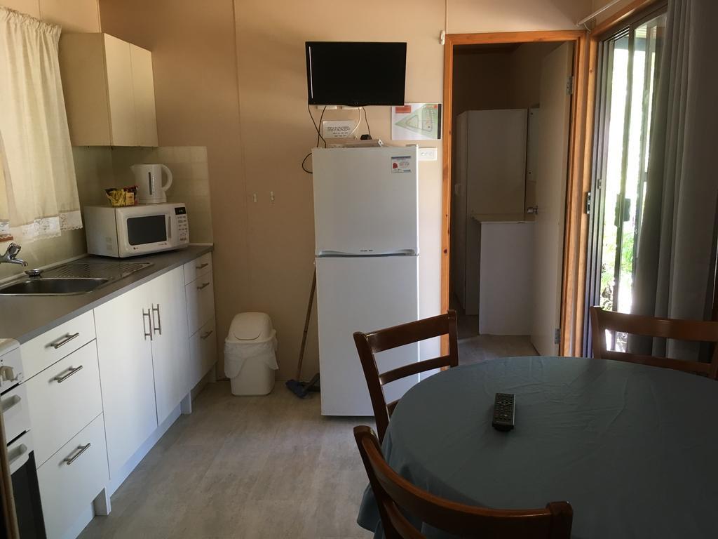 Pinjarra Caravan Park&Cabins Exteriör bild