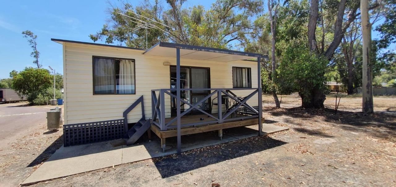 Pinjarra Caravan Park&Cabins Exteriör bild