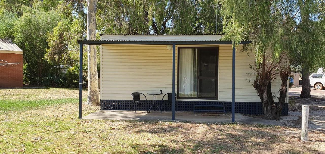 Pinjarra Caravan Park&Cabins Exteriör bild