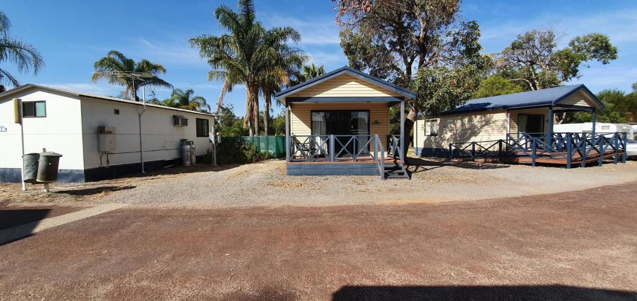 Pinjarra Caravan Park&Cabins Exteriör bild