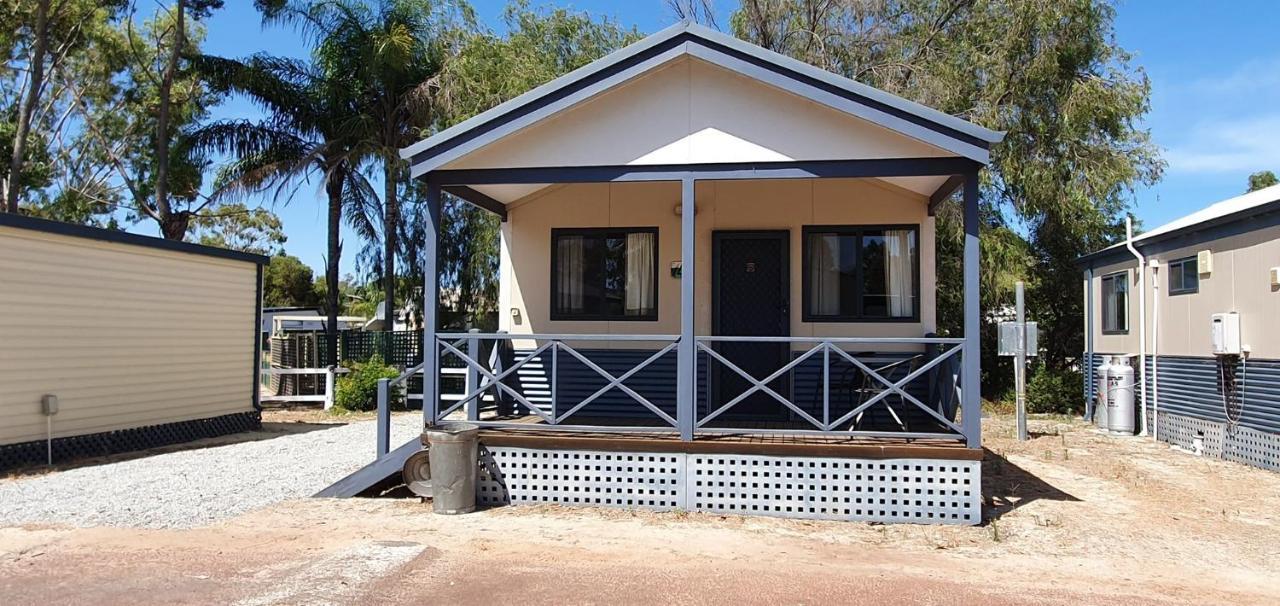 Pinjarra Caravan Park&Cabins Exteriör bild